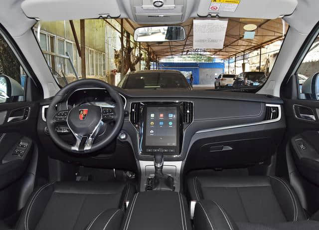 智能互联汽车的代表车型，最高优惠2.5万元，上汽荣威RX5了解下