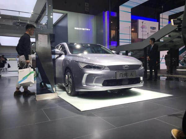 上海车展新能源汽车已成主角？不如用数据说话，来个续航大横评！
