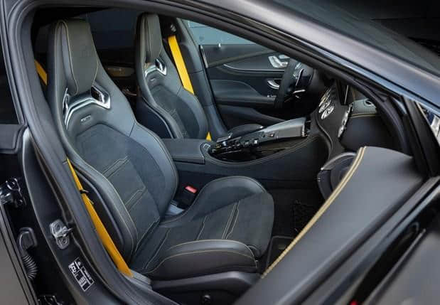 2019款奔驰AMG GT四门版跑车系列售价100万起 外观激进 动力强劲