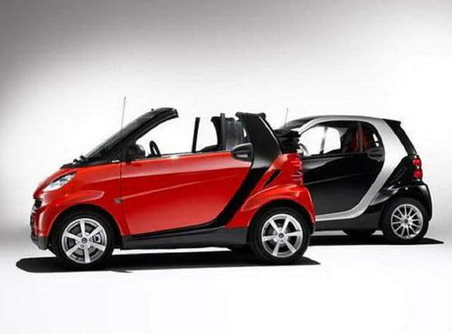 奔驰微型小汽车smart，能上高速，最高车速155km\\h