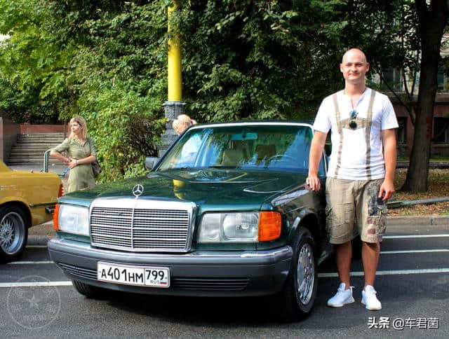 坐标俄罗斯莫斯科，奔驰经典车小聚，你能说出哪款型号？