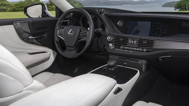 雷克萨斯LS 500灵感系列豪华旗舰轿车，限量300辆，将于今秋上市