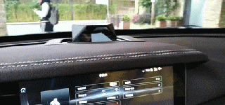 奔腾T77试驾评测，3D美女与你车上互动！