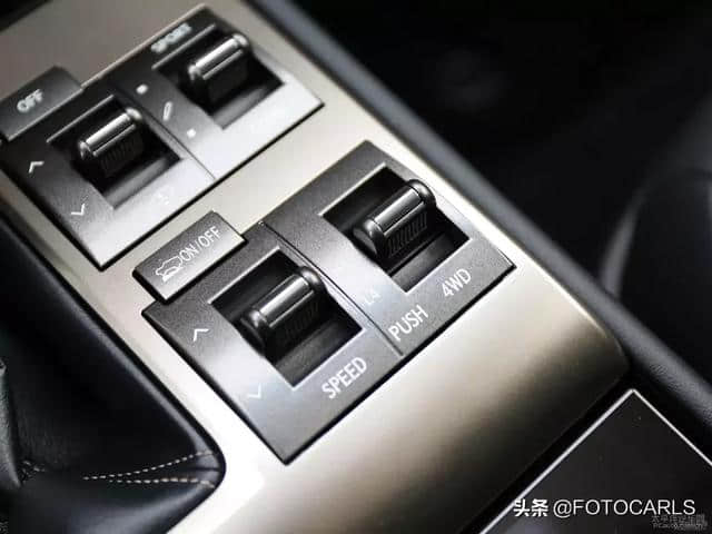 实拍|雷克萨斯GX 400豪华版，4.0L V6带锁的大货，售价84.8万