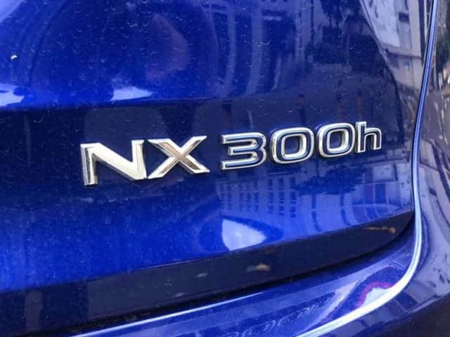 新装旧爱，试驾雷克萨斯 NX 300h F SPORT