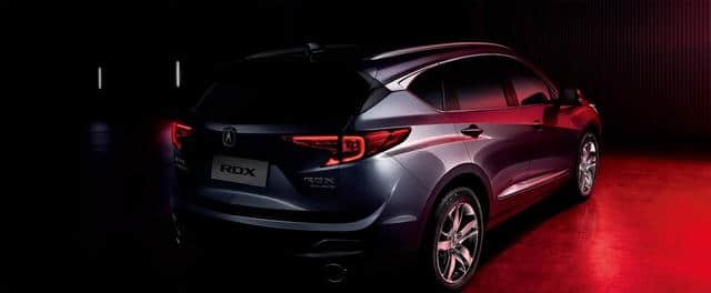 全新一代广汽Acura RDX科技感爆棚，天生不一样