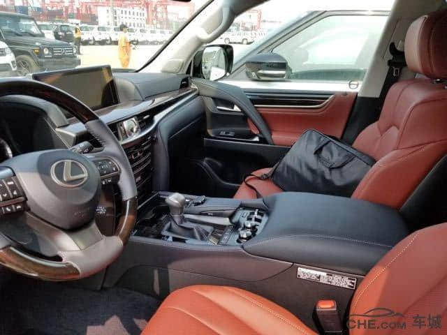 全尺寸豪华八座SUV雷克萨斯LX570安全性能介绍
