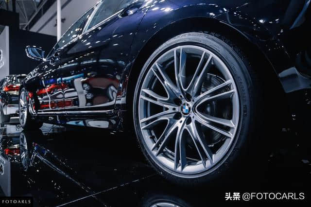 实拍 | 宝马7系740Li xDrive，奔驰太斯文了，老款真霸气