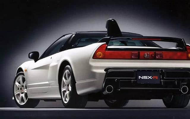 全球仅此一台外流！售价半亿日元の本田 NSX-R GT 量产型曝光