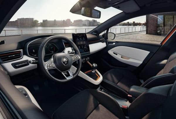 第5代雷诺Clio掀背小车正式曝光，畅销150万台更时尚