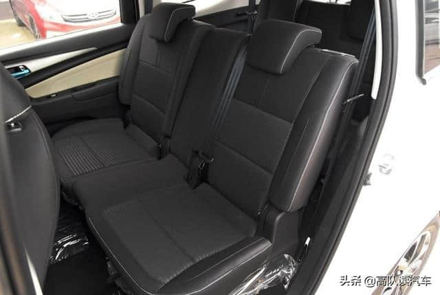 长安欧尚A600新增简约版，售价4.99万元，配置更基本价格更实惠