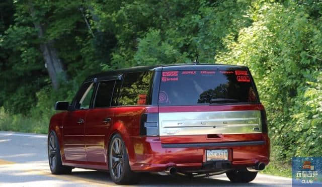 一辆“肌肉感满满”的全尺寸SUV！福特Ford FLEX