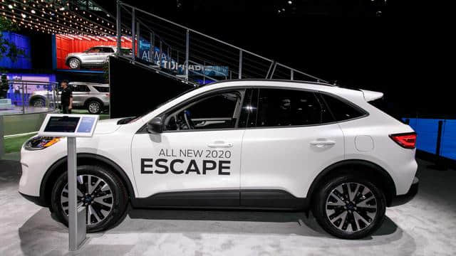 全新外观时尚而精致，福特全新一代Escape车展实拍图发布