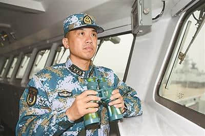对话海军临沂舰舰长张广耀：时代在淘汰人，时代也在挑选人