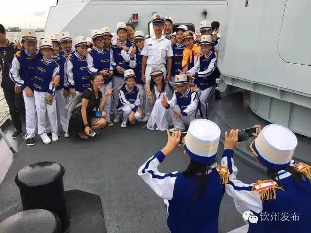 回“娘家”啦！驻港部队“钦州舰”开启首次“回家”之旅！（附：