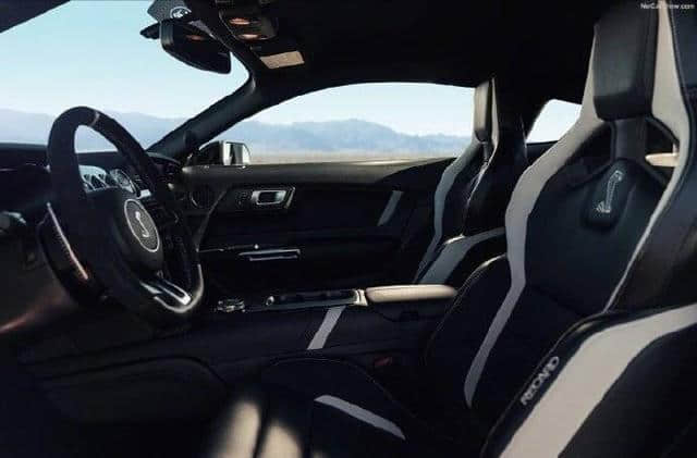 顶级性能版，福特超跑新一代Mustang Shelby GT500发布