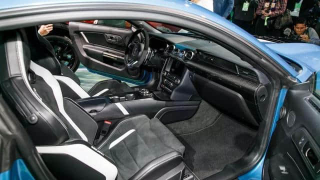 福特最强街车来袭！2020款 Mustang Shelby GT500 用10.6秒创速度神话