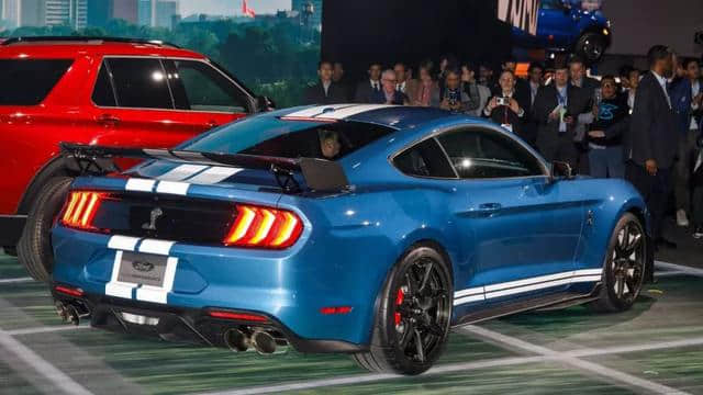 福特最强街车来袭！2020款 Mustang Shelby GT500 用10.6秒创速度神话