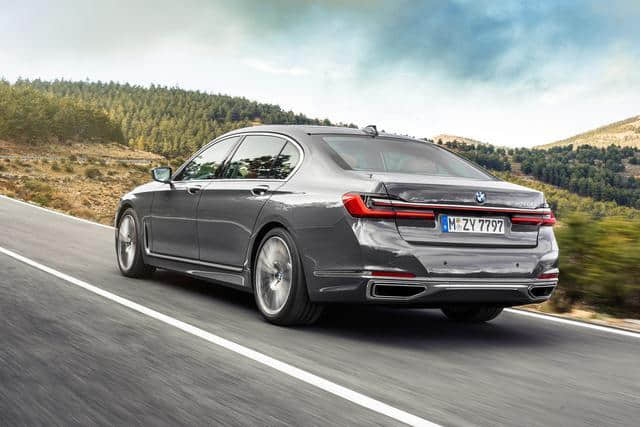 强力噬魂兽，2019款中期改款 宝马  750 Li XDrive 就这样来了！