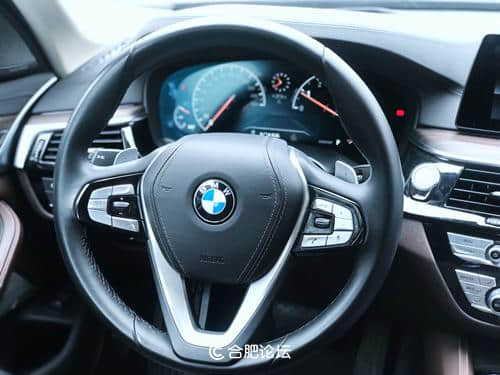 颜值与实力并存，货真价实的“优等生”——BMW 5系Li