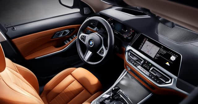 全新国产BMW三系上海车展正式发布，六月就上市，谁还买奔驰C级