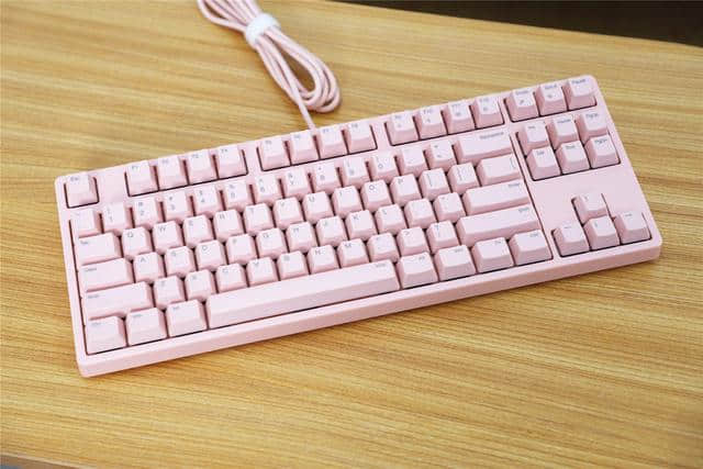 高颜值也有好手感 ikbc C200凝彩粉机械键盘评测