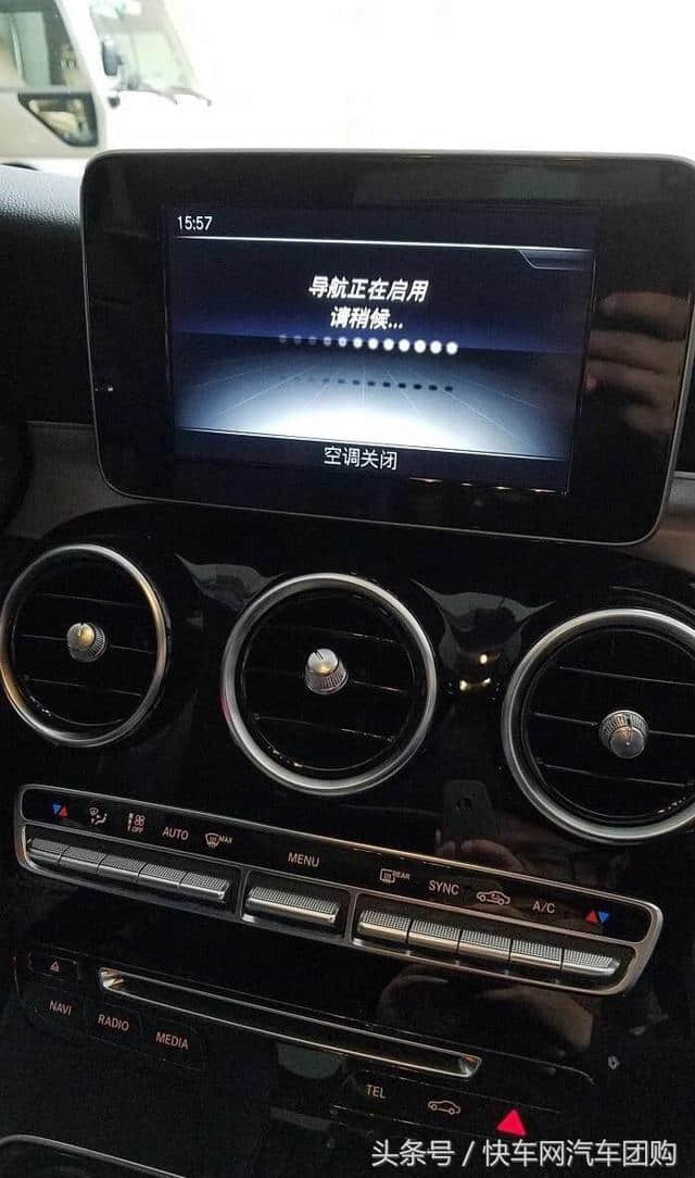 上海奔驰C200标轴提车作业，300km驾驶感受，艳压宝马320Li