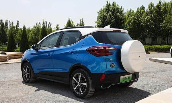 比亚迪2018款元EV360在北京首发上市，综合补贴后价格不到10万元