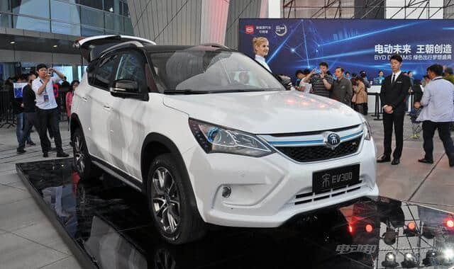 比亚迪宋EV300价格及车型介绍