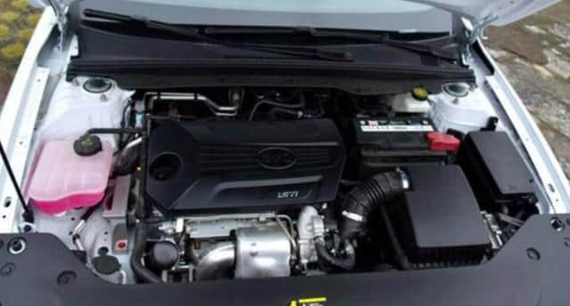 比亚迪秦首款SUV曝光，12.8寸旋转中控屏，1.5T+6AT，有三个版本