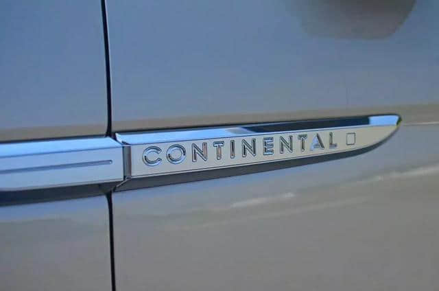 七个例子来述说属于林肯大陆Continental的「Effortless Luxury」