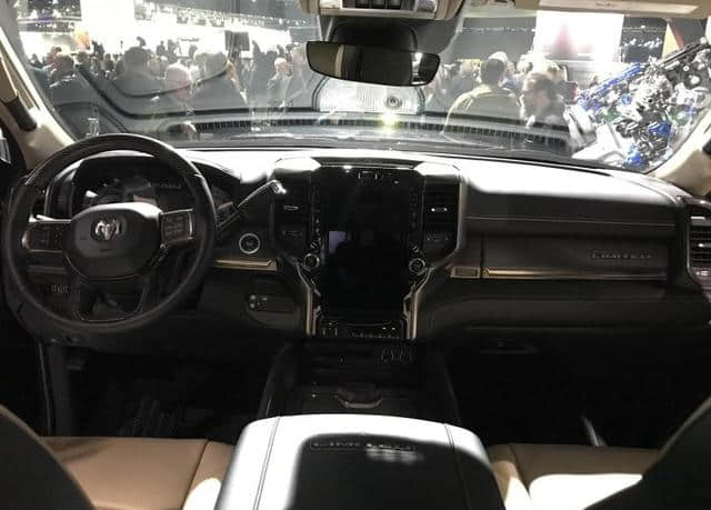 全新道奇Ram 2500 HD车型亮相2019北美国际车展 重型皮卡的新霸主
