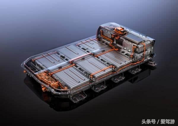 比亚迪E6这是中国电动汽车行业中电动车核心技术的代表