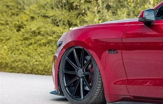 一台“保持原汁原味”“特立独行”的福特野马Mustang GT !