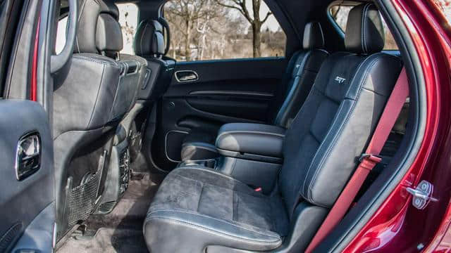 2019道奇Durango SRT是一款高性能，三排座，大型SUV车型