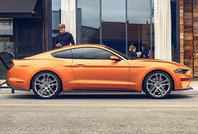 送走V6，迎来10AT！福特野马小改款大改进：Ford Mustang '2018