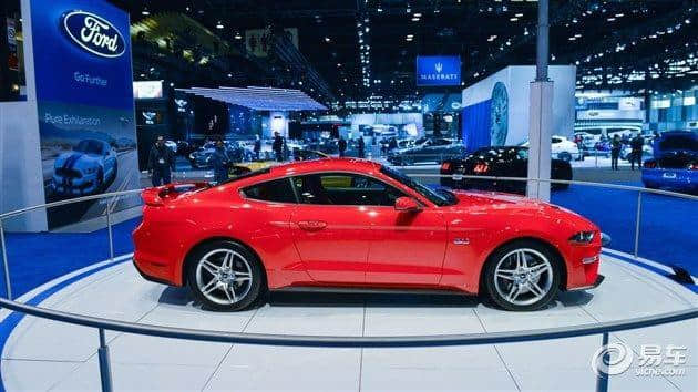 新款Mustang亮相福特之夜  高颜值平民跑车