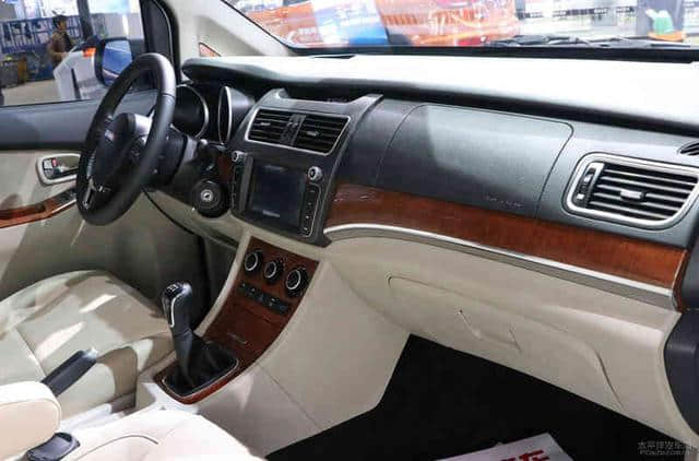 野马M70正式更名斯派卡 成都车展预售