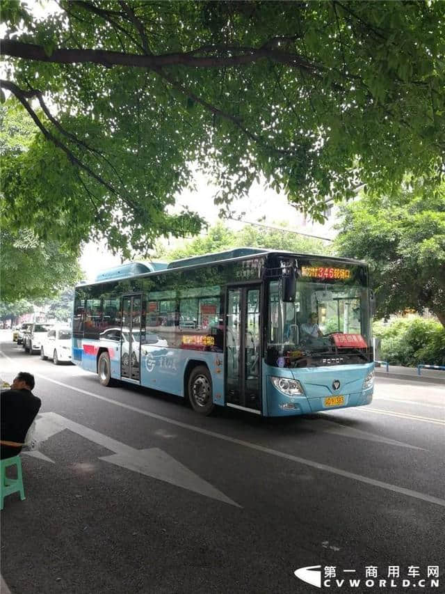 70辆天然气客车投运 福田欧辉首次批量进入重庆公交市场