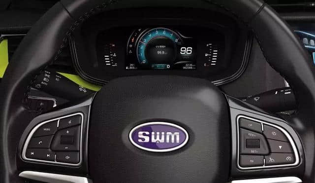 个性的体现，SWM斯威2019款G01 F版车型上市，9.59万元起售！
