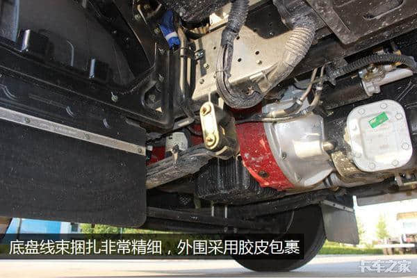 它可能是目前最好开的4米2轻卡 实车体验福田欧马可S3超级卡车