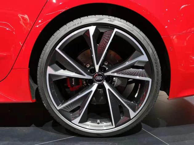 这才是最美高性能四门Coupe 奥迪RS7 Sportback全球首发