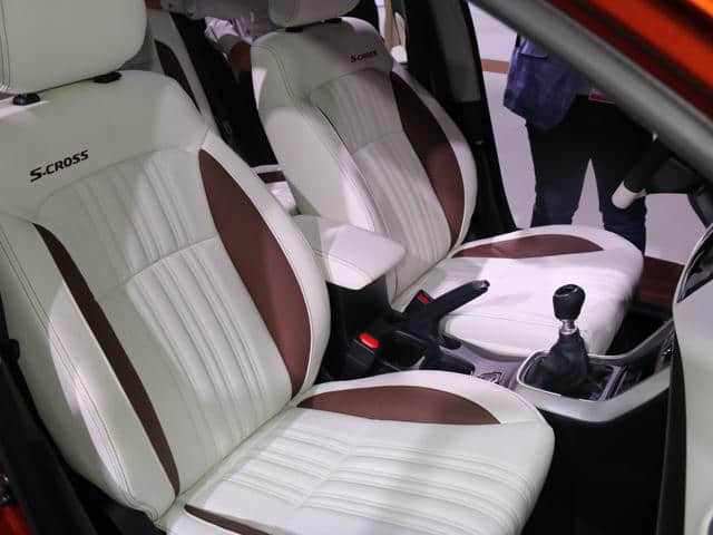 铃木新款SX4 S-Cross巴黎车展正式发布