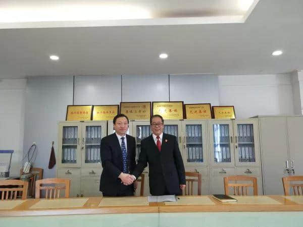 江南农村商业银行与常州中院签署“执行E拍贷”协议