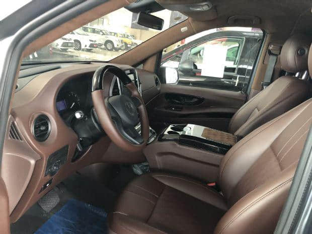 高端奢华 2018款奔驰Metris美规版2.0T豪华商务车配置解析