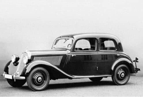 这款商务座驾已经70年历史了，奔驰E级如何成为成功人士标配座驾
