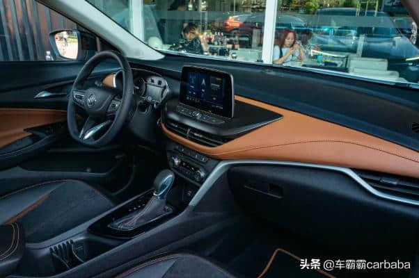 时尚又运动的小型SUV，别克昂科拉价格12.59万元起