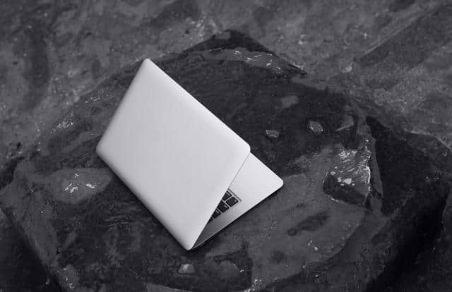 国产笔电AirBookGTI 出色工艺顶级配置 价格仅为苹果MacBook一半
