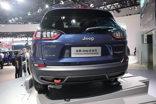 全新Jeep自由光正式上市 推7款车型 售价19.68万元-31.98万元