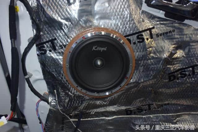 重庆现代汽车音响升级改装 现代IX35升级歌诗尼喇叭功放和美国捷力超低音 享受高品质音乐带来的愉悦感